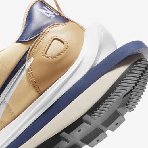 Sacai x Nike Vaporwaffle Sesame And Blue Void