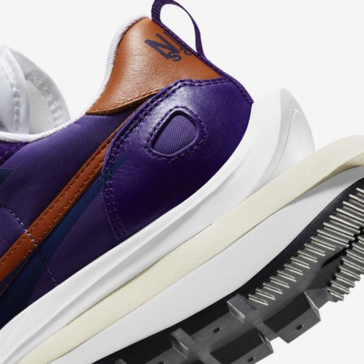 Sacai x Nike Vaporwaffle Dark Iris