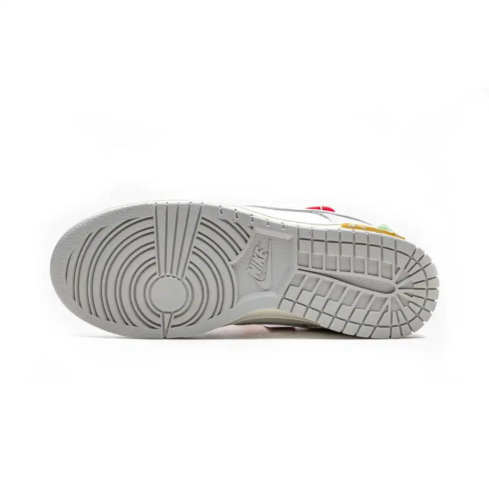 Off-White x Nike Dunk Low Lot 6 of 50