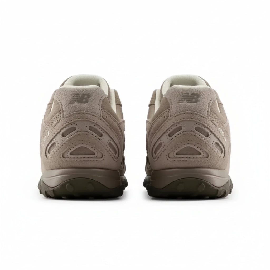 New Balance 204L - Marrom Escuro