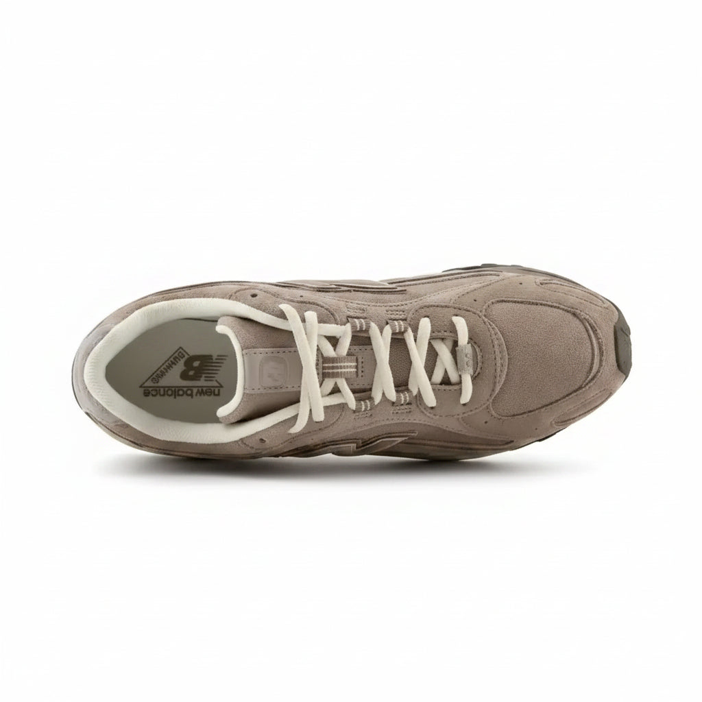 New Balance 204L - Marrom Escuro