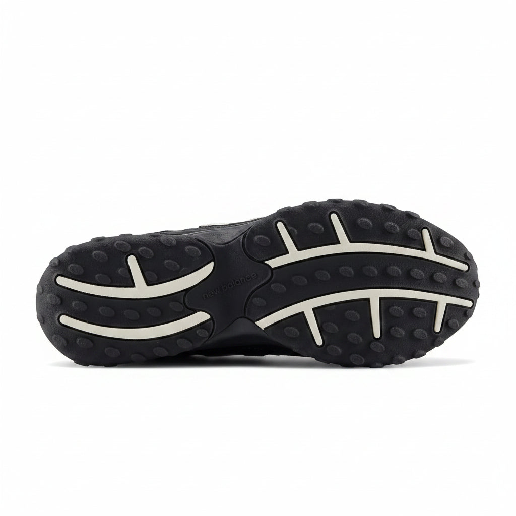 New Balance 204L - Timberwolf | Preto