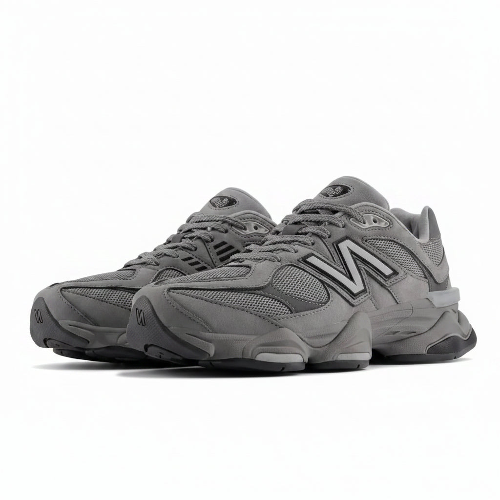 New Balance 9060 - Team Away | Cinza