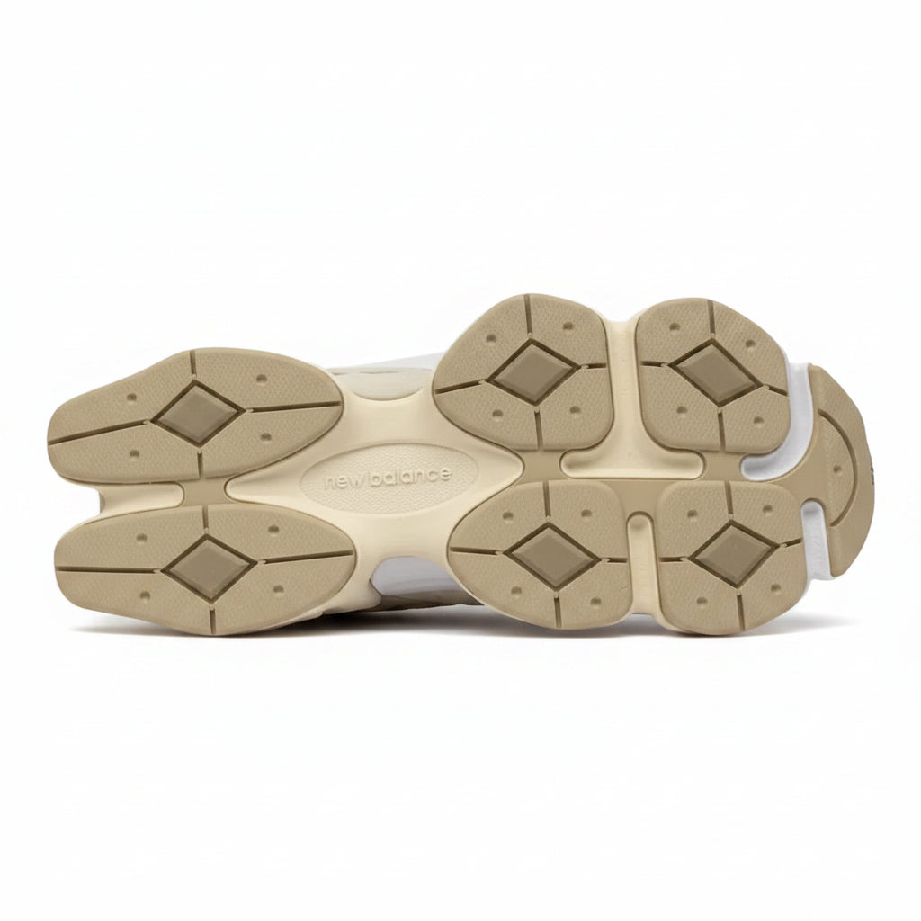 New Balance 9060 - Sea Salt | Marrom
