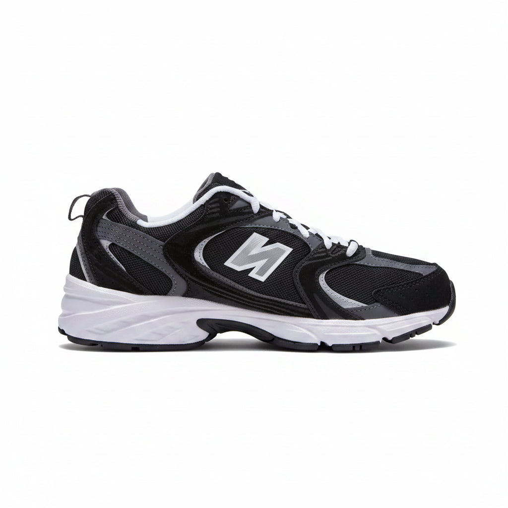 New Balance 530 - Preto | Branco
