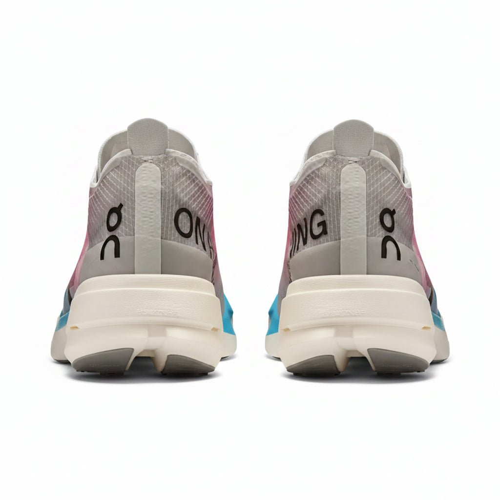 On Running Cloudboom Strike - White | Horizon