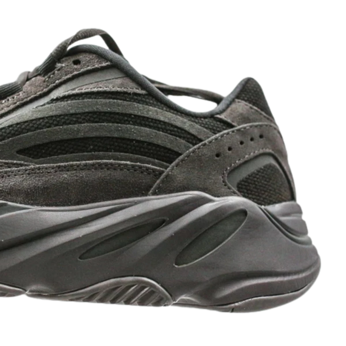 Adidas Yeezy Boost 700 - Vanta