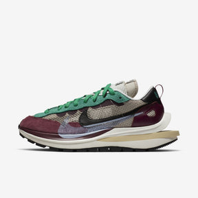 Sacai x Nike VaporWaffle String Black Red
