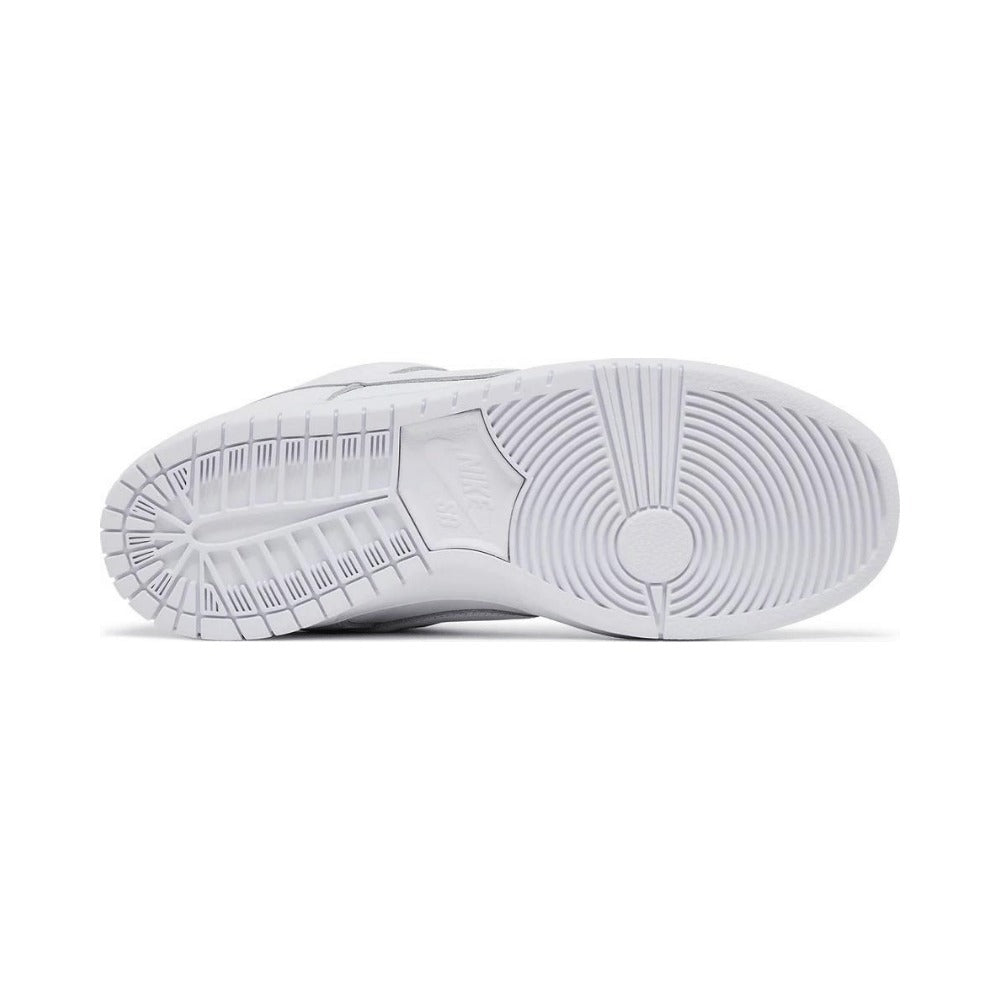 Nike SB Dunk Low Pro Triple White