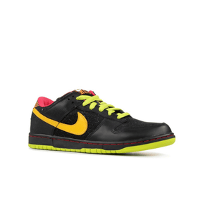 Nike SB Dunk Low Space Tiger