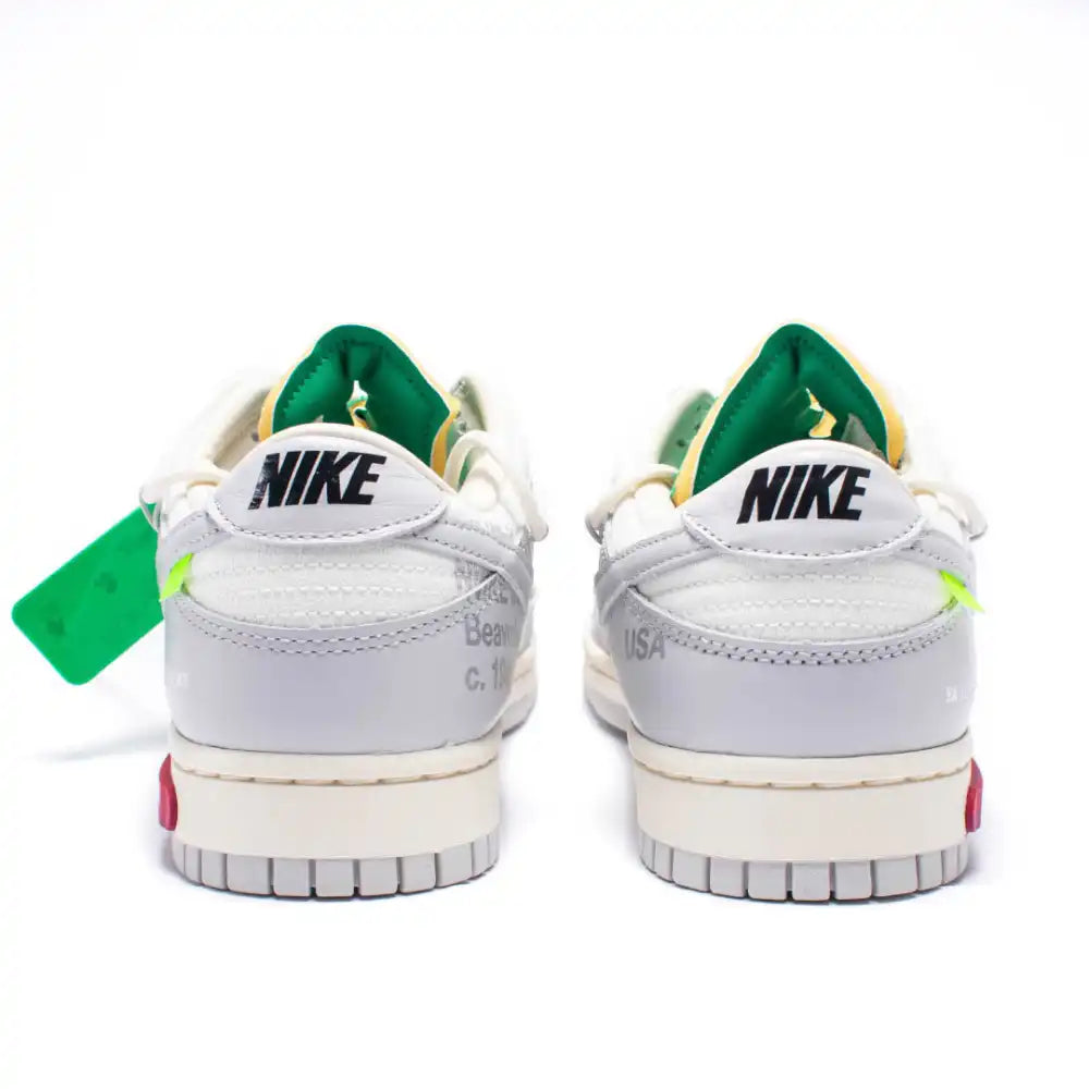 Off-White x Nike Dunk Low Lot 25 of 50