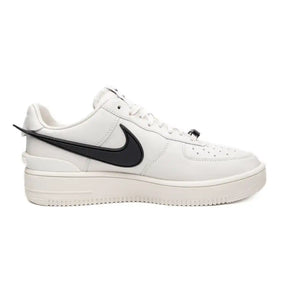 https://tuesneakers.com.br/