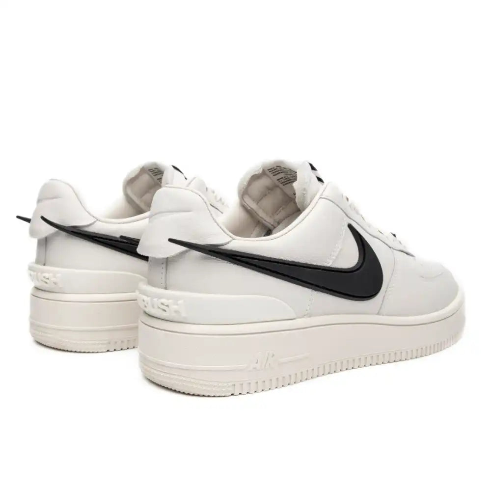 https://tuesneakers.com.br/