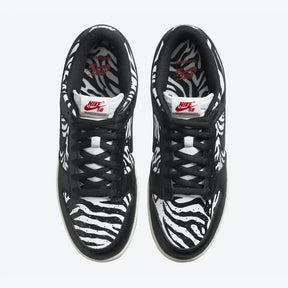 Quartersnacks x Nike SB Dunk Low Little Debbies Zebra Cake