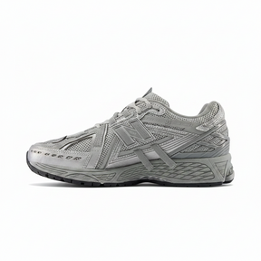 New Balance 1906R - Silver | Concrete