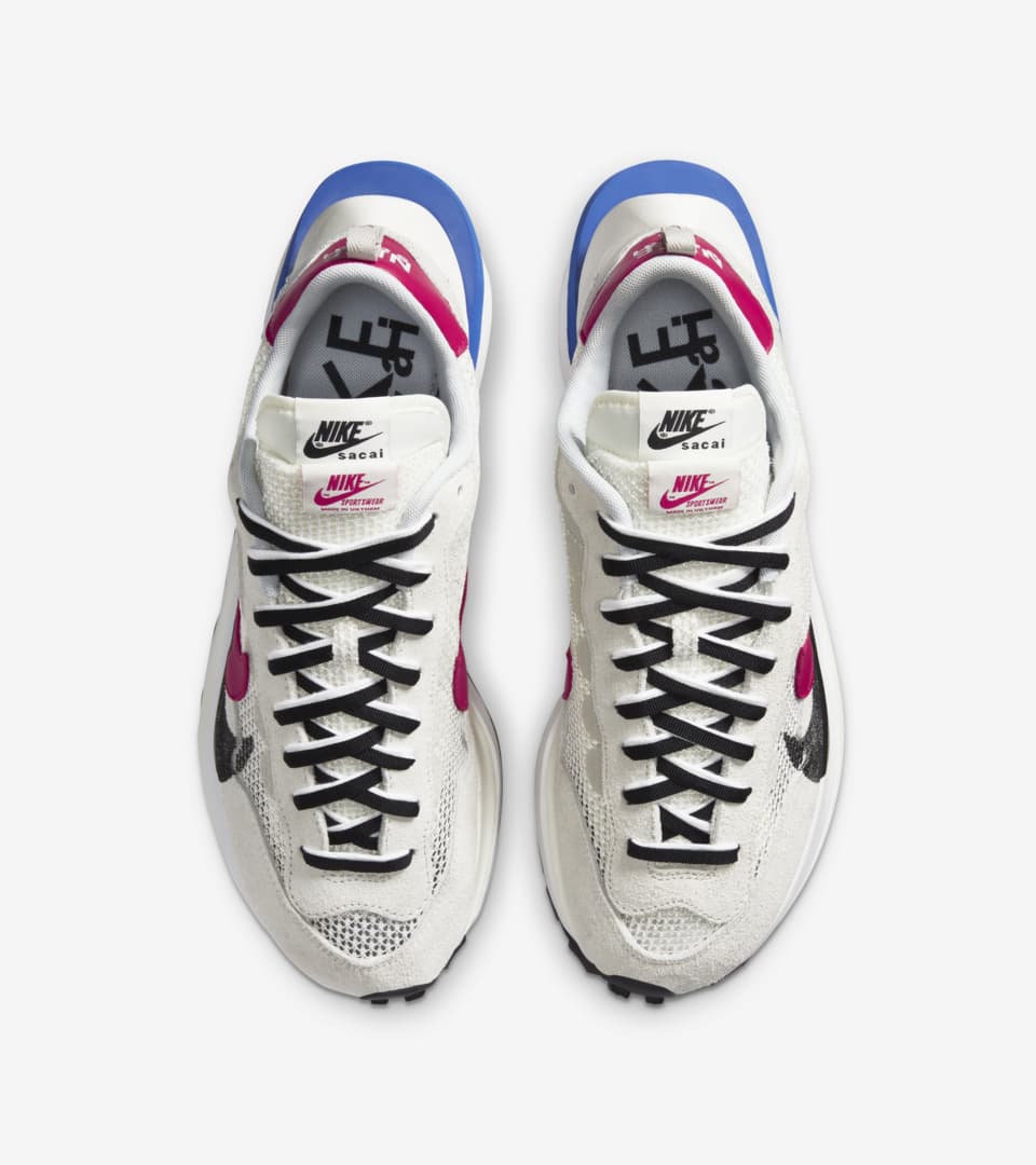 Sacai x Nike VaporWaffle Royal Fuchsia