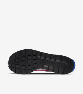 Sacai x Nike VaporWaffle Royal Fuchsia