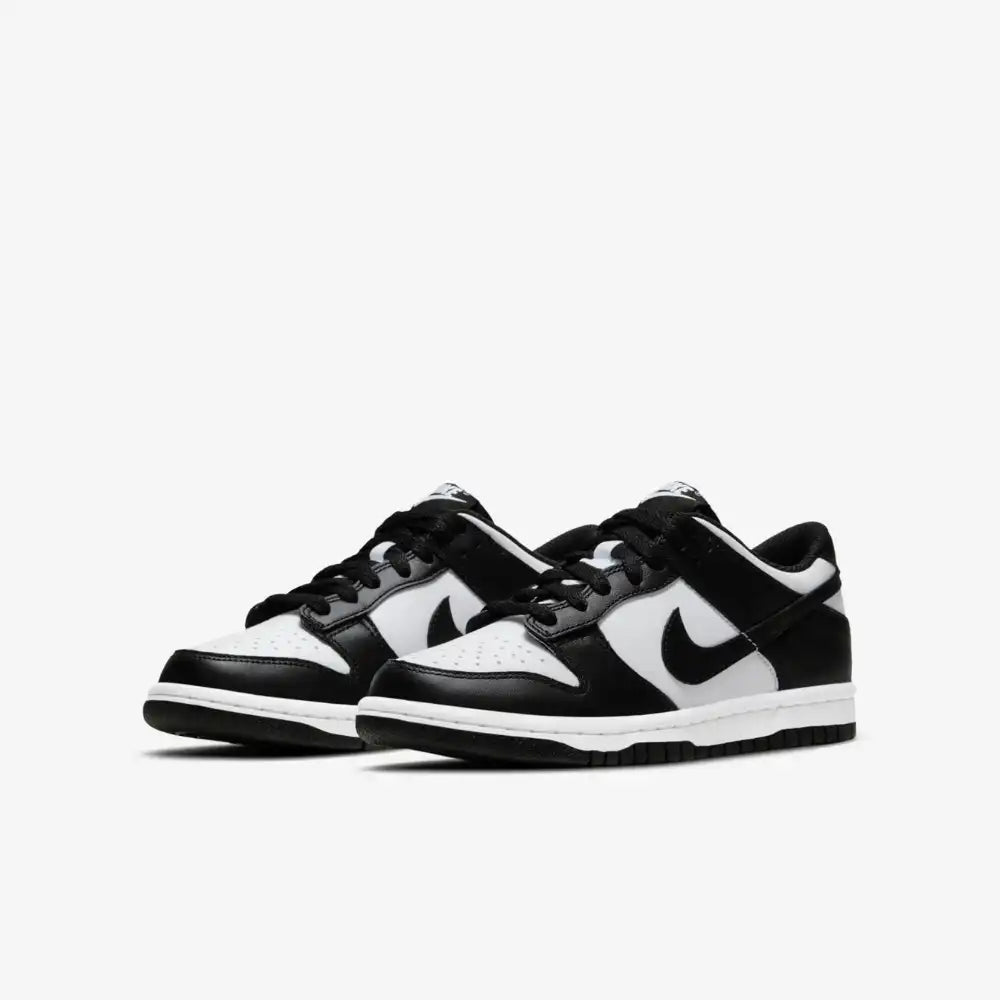 NIKE DUNK LOW BLACK/WHITE