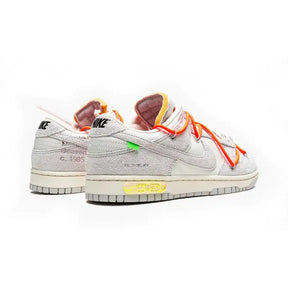 Off-White x Nike Dunk Low Lot 11 of 50