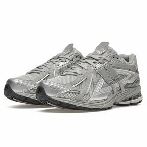 New Balance 1906R - Silver | Concrete