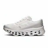 On Running Cloudmonster 3 - White | Wolf