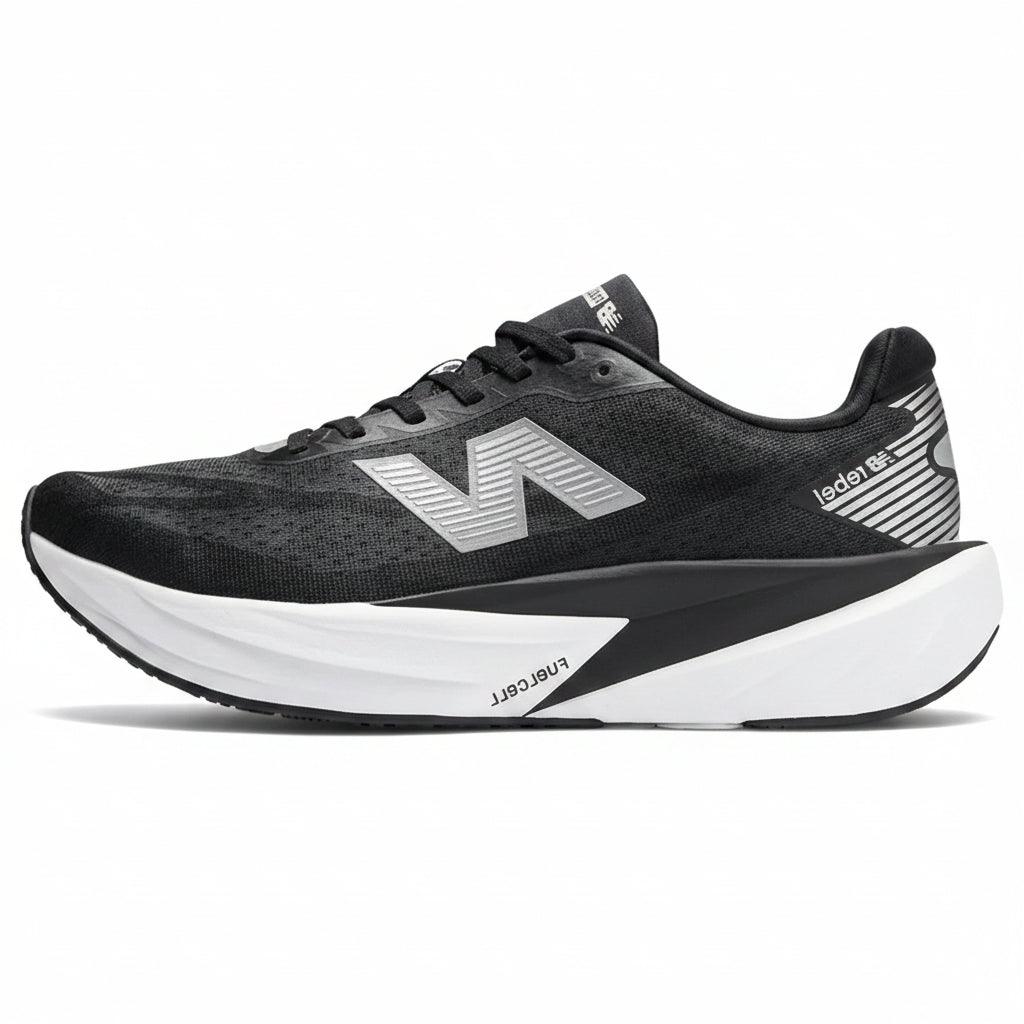 New Balance FuelCell Rebel v5 -  Preto | Branco