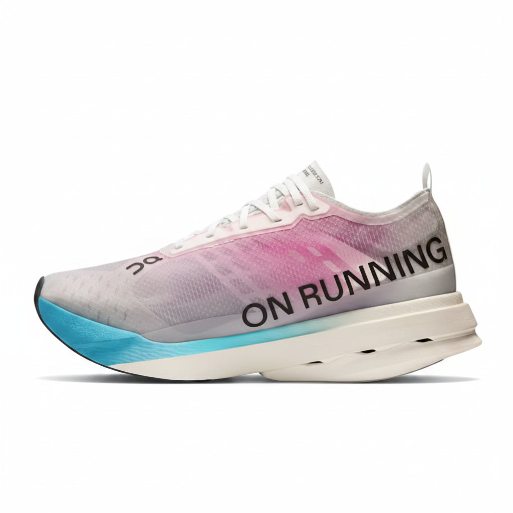 On Running Cloudboom Strike - White | Horizon