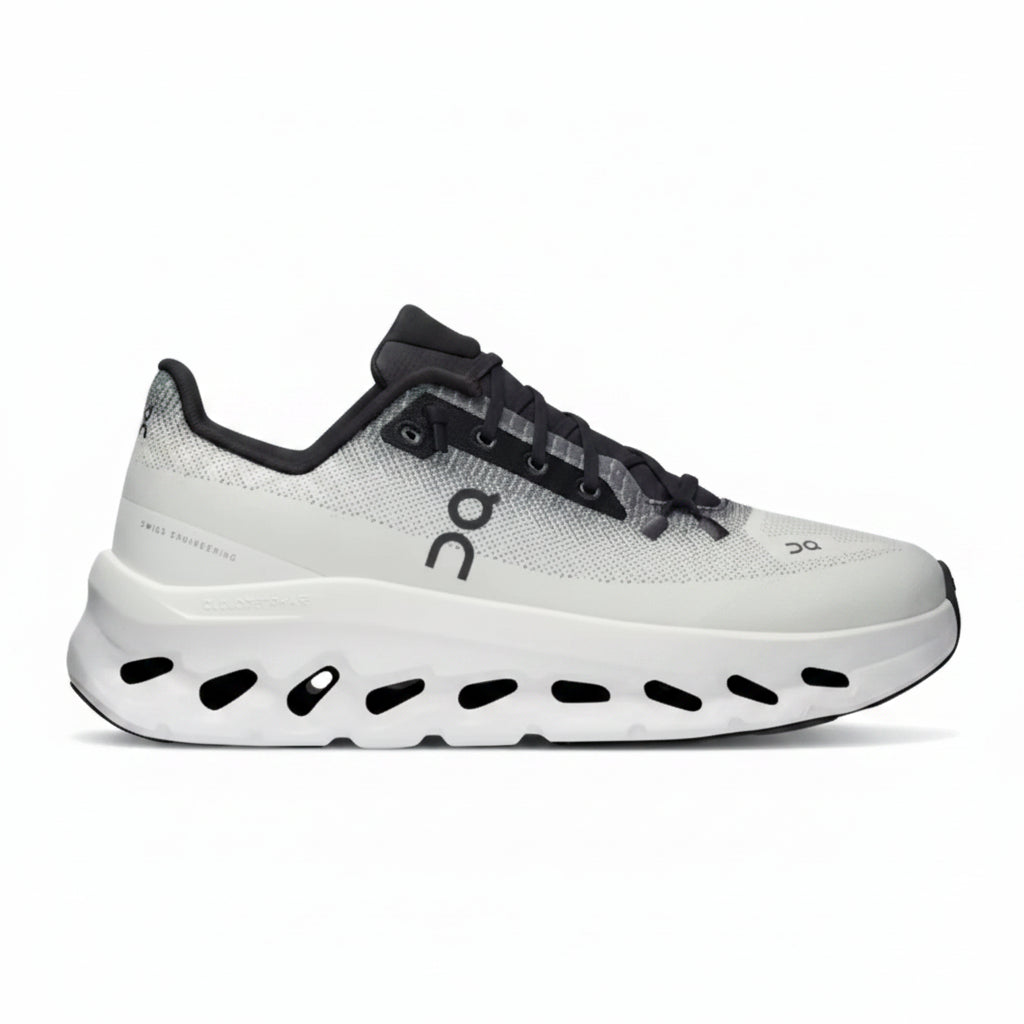 On Running Cloudtilt - Black | Ivory