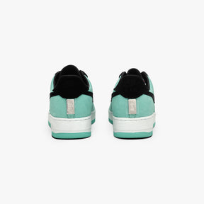 Nike Air Force 1 x Tiffany & Co Friends & Family