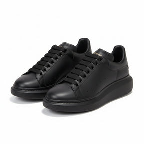 Alexander McQueen Oversized Sneaker - Black | Dark