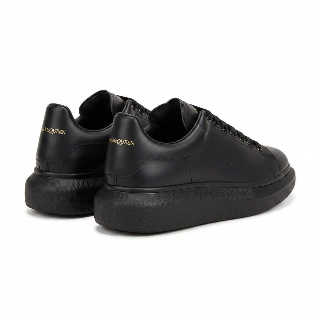 Alexander McQueen Oversized Sneaker - Black | Dark
