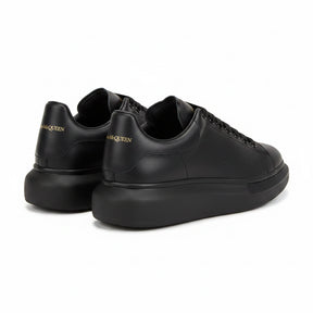 Alexander McQueen Oversized Sneaker - Black | Dark
