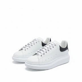 Alexander McQueen  Oversized Sneaker -  Branco | Preto