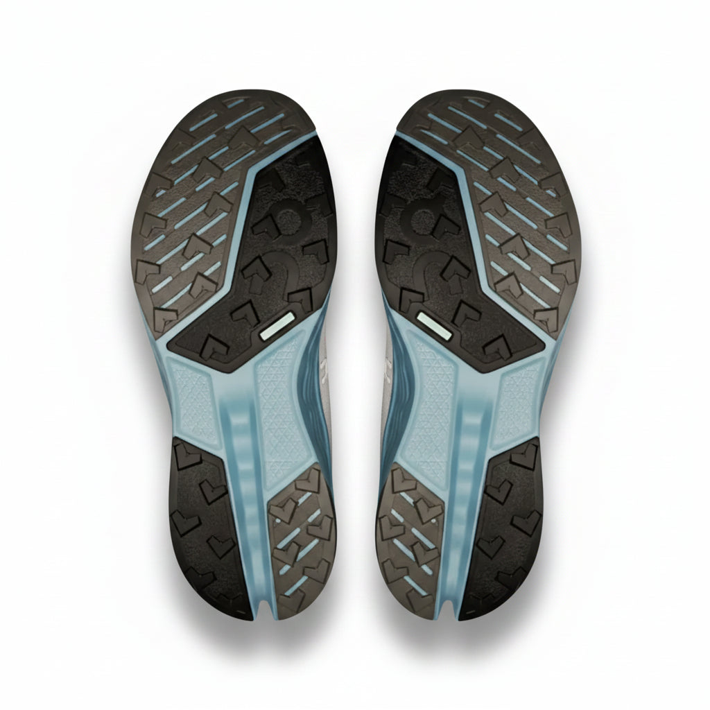 On Running Cloudsurfer Trail 2 - Glacier | Dust