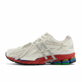 New Balance 1906R - Sea Salt | Dust