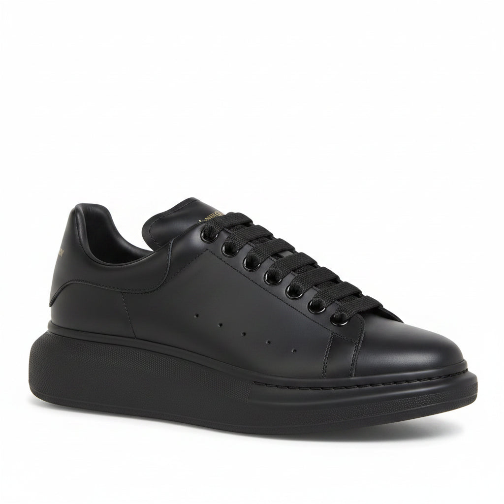 Alexander McQueen Oversized Sneaker - Black | Dark