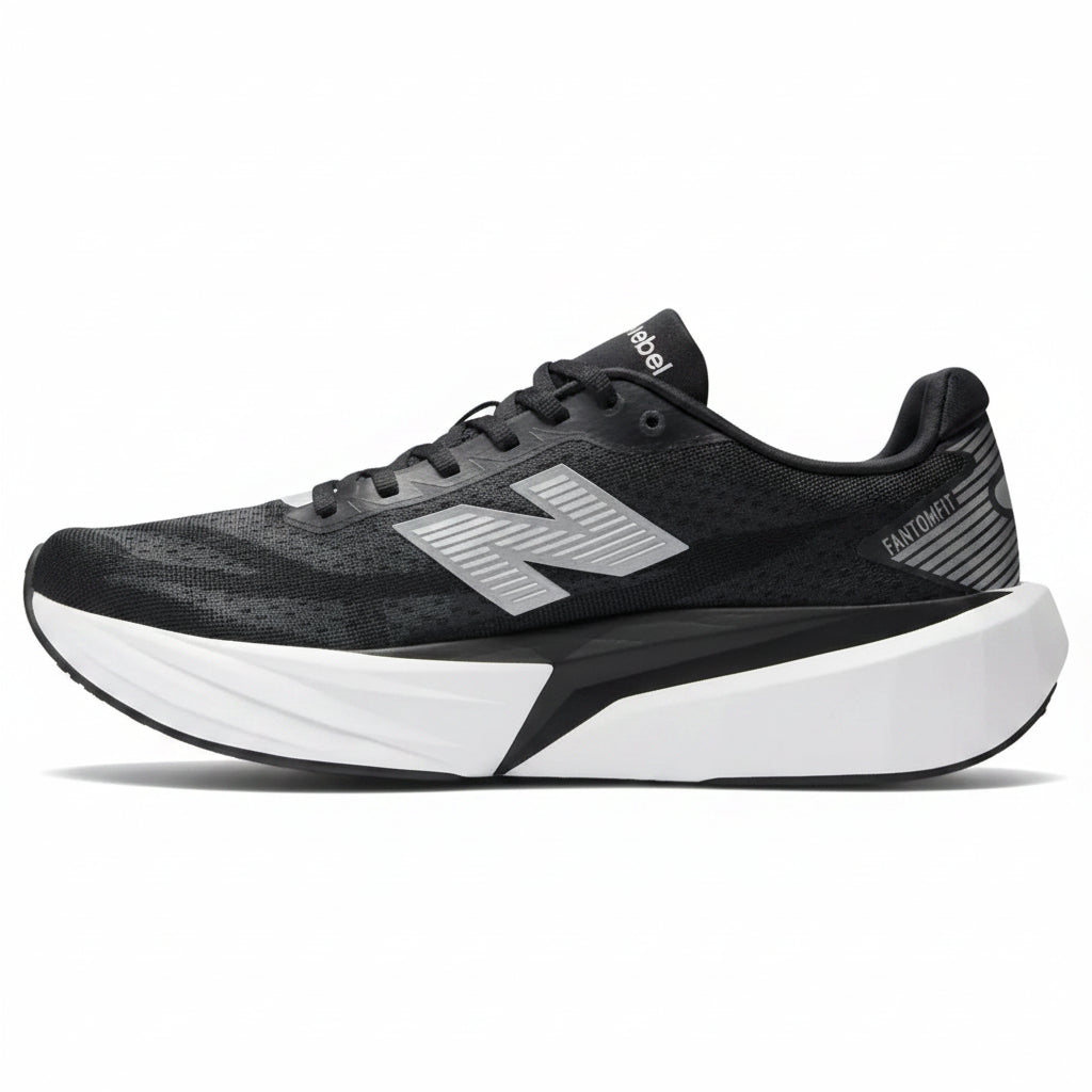 New Balance FuelCell Rebel v5 -  Preto | Branco