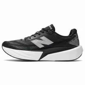New Balance FuelCell Rebel v5 -  Preto | Branco