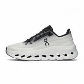 On Running Cloudtilt - Black | Ivory