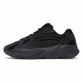 Adidas Yeezy Boost 700 - Vanta
