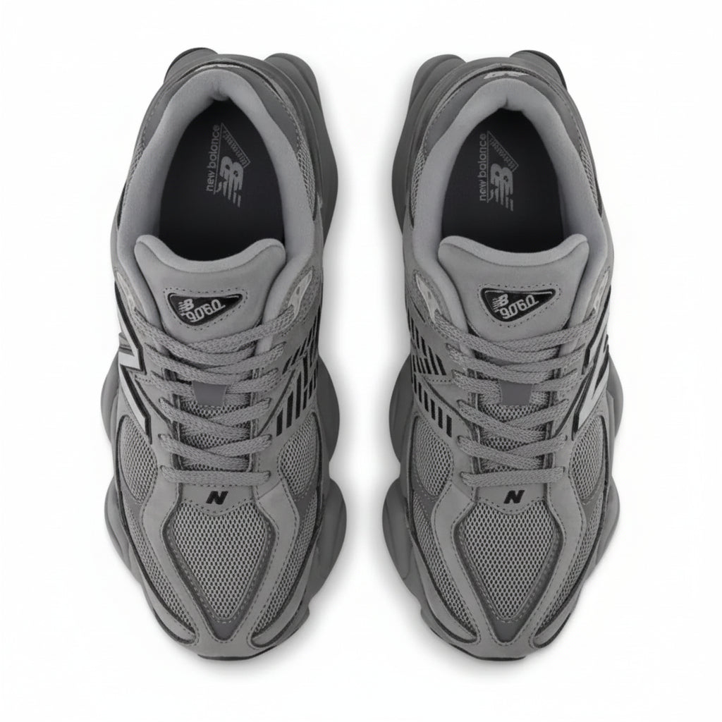 New Balance 9060 - Team Away | Cinza